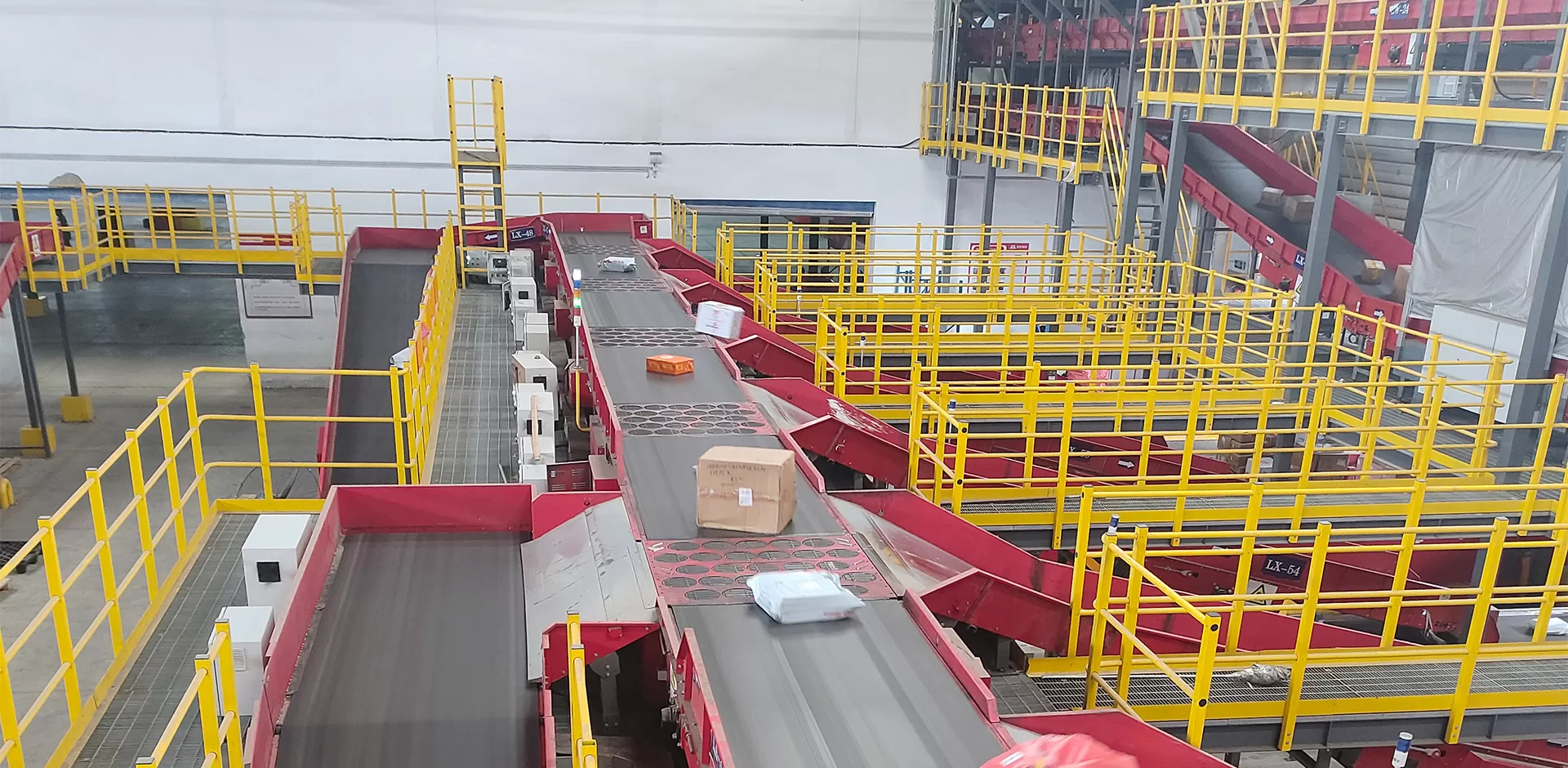Intelligent Sorting Robot of Medium Speed